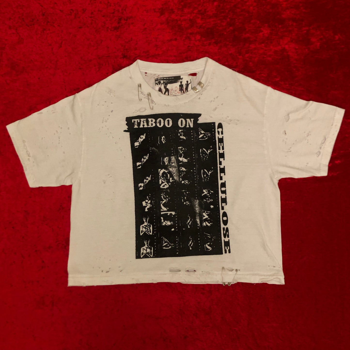 FILM ÉROTIQUE TRASHED T-SHIRT (FADED IVORY)